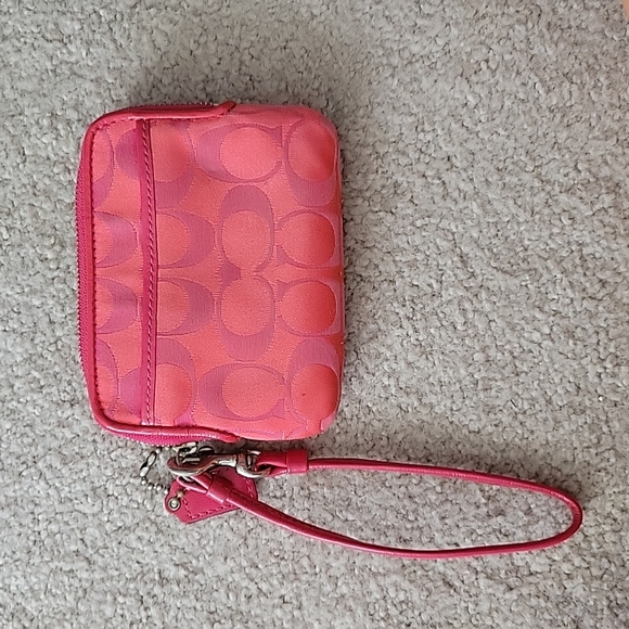 Coach Pink & Coral Poppy Collection Signature Wristlet / Card Holder - Picture 4 of 6